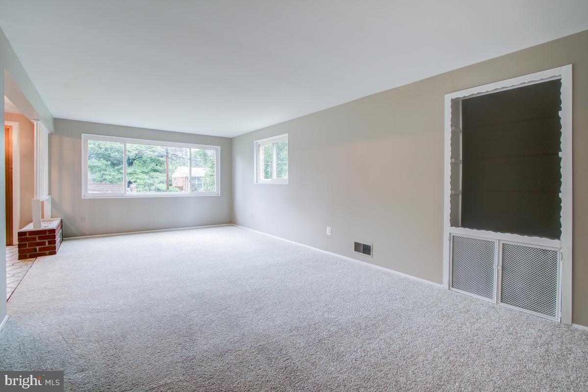 11814 Selfridge Road Silver Spring, MD 20906 - Photo 6 of 29