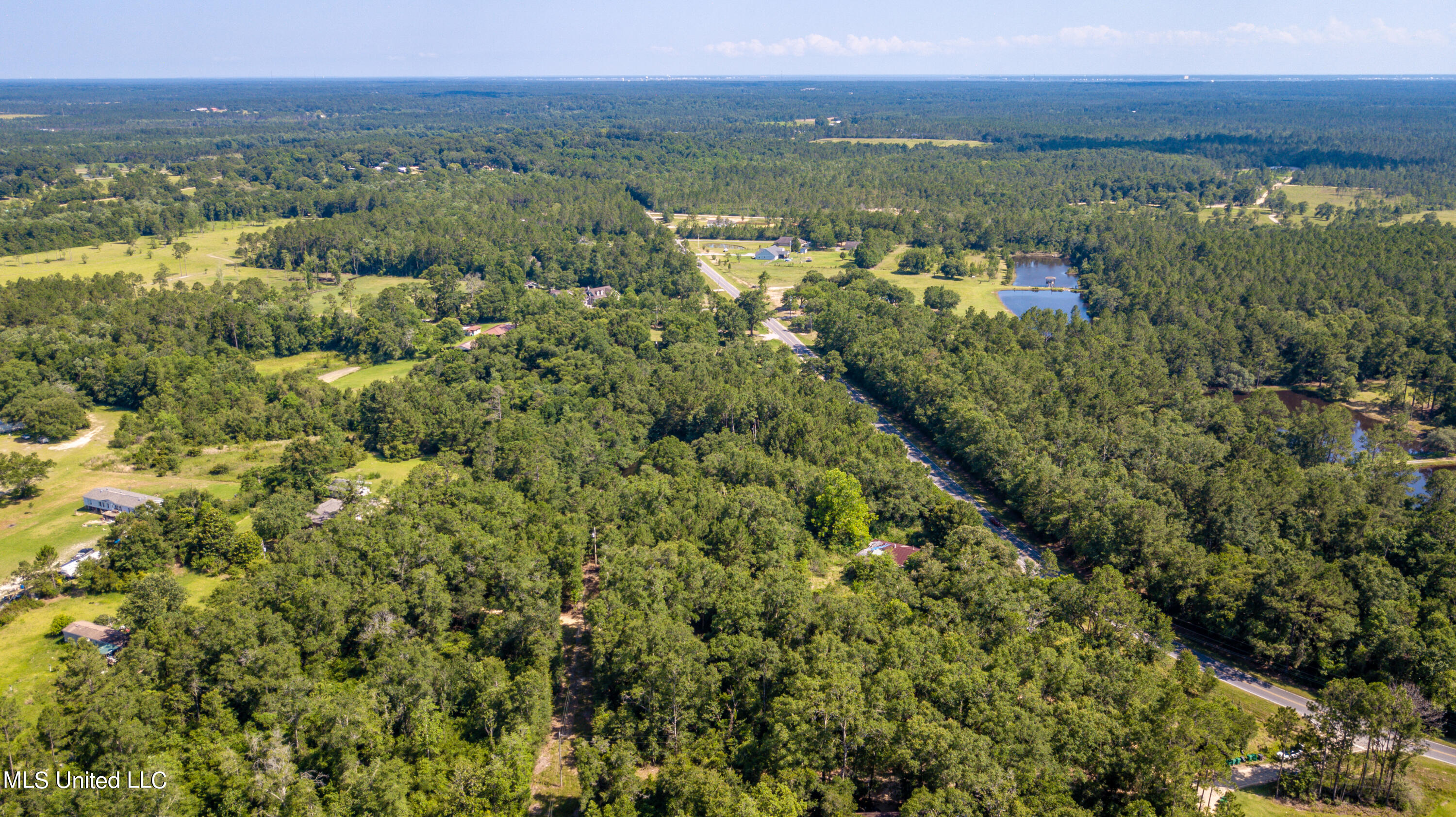 1470 Firetower Road Kiln, MS 39556 - Photo 9 of 13 Firetower Rd-9
