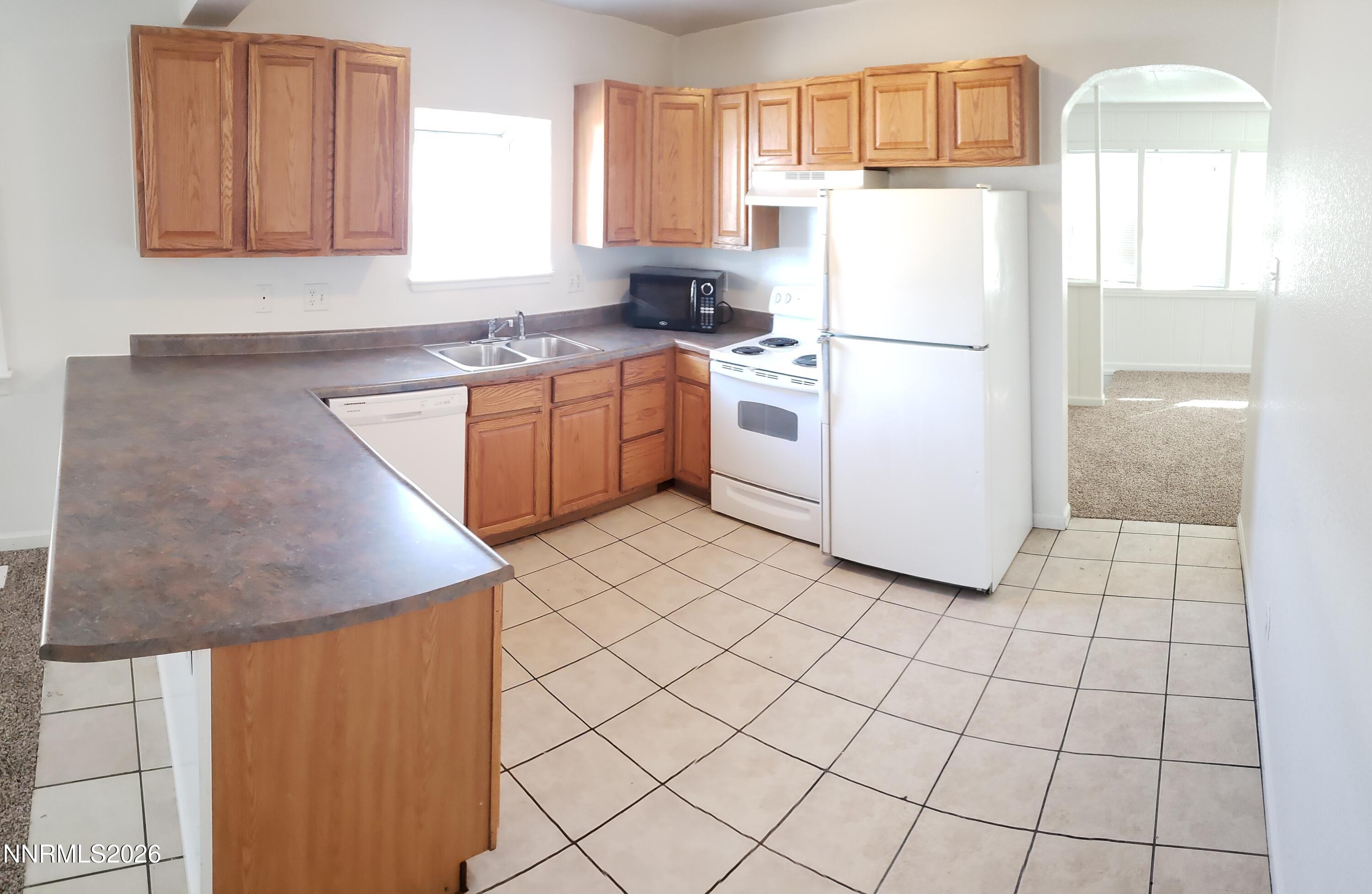 1811 H Street Sparks, NV 89431 - Photo 3 of 21 20200225_145636