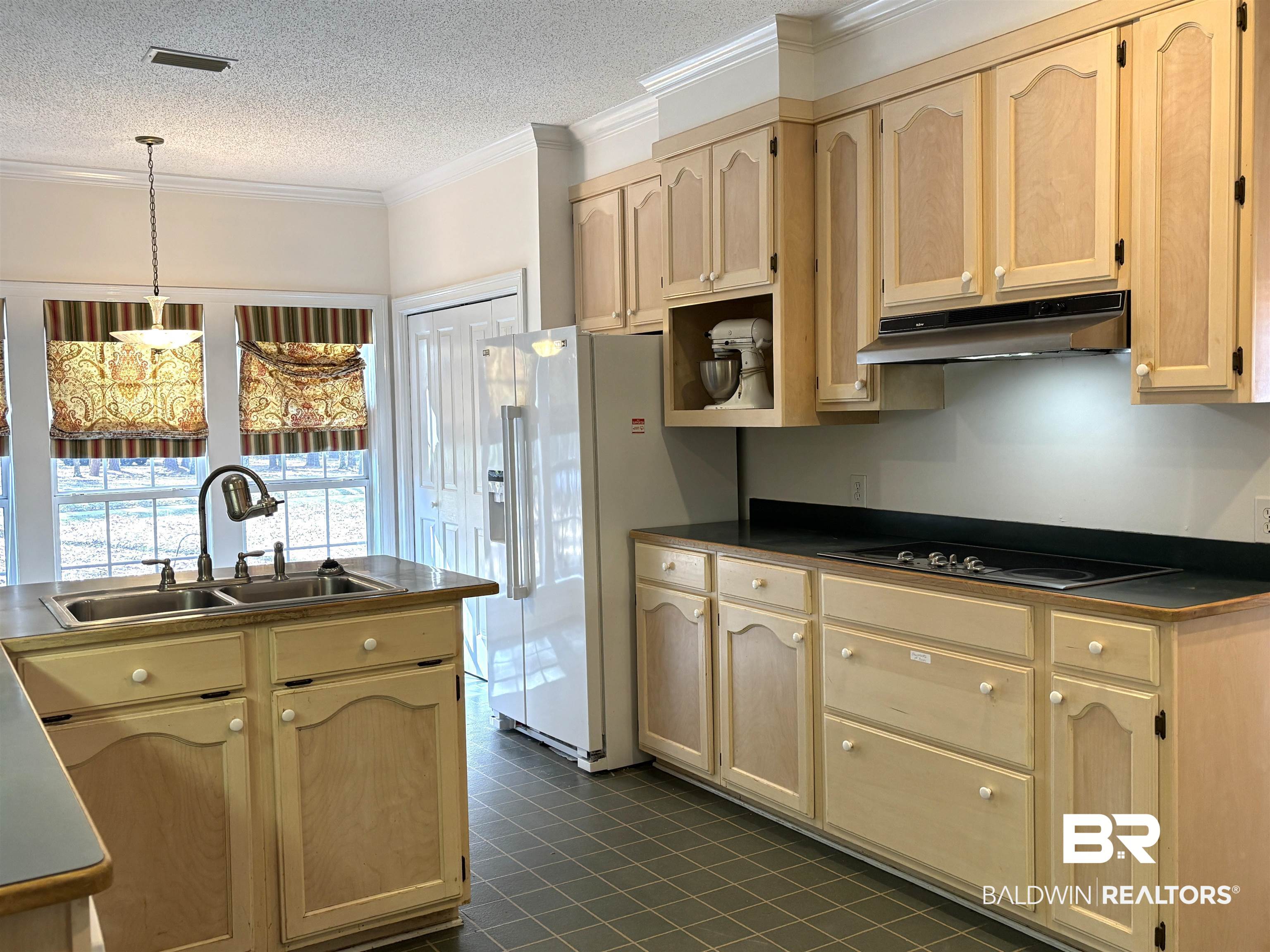 7425 Blakeley Ridge Drive Daphne, AL 36527 - Photo 14 of 31 Kitchen
