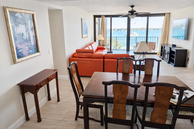 $2,950 | 5600 North Flagler Drive, Unit 408, West Palm Beach, FL 33407