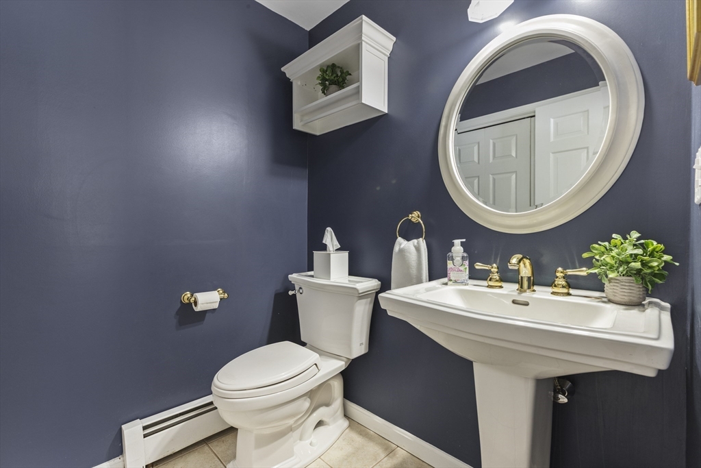 3 Nobscott Road Medway, MA 02053 - Photo 24 of 42 Gallery Image 24