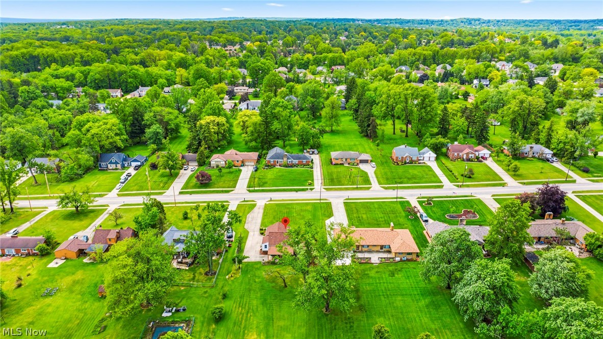 725 Chestnut Road Seven Hills, OH 44131 - Photo 40 of 43
