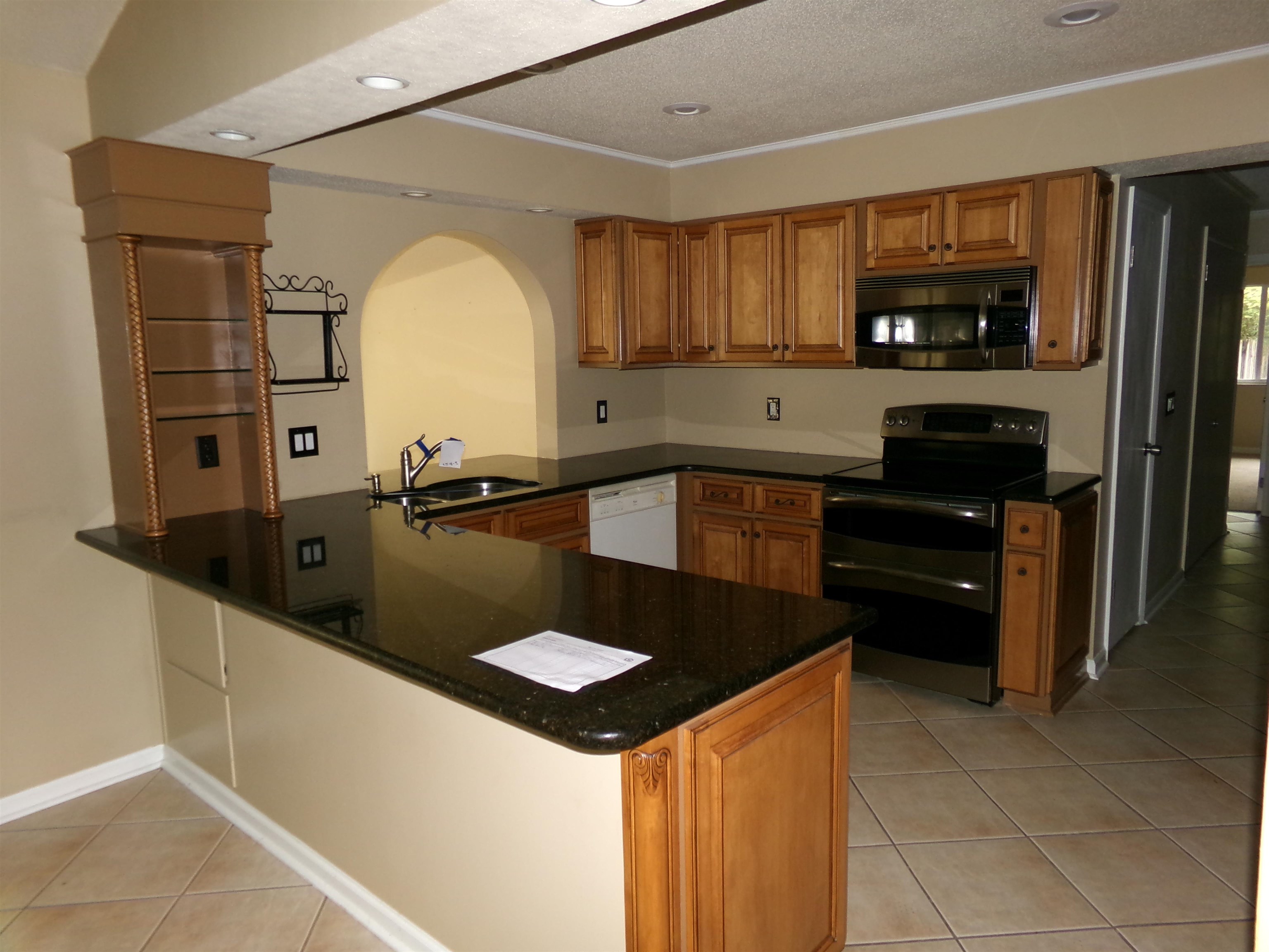 865 Kingsway Road Tallahassee, FL 32301 - Photo 3 of 30