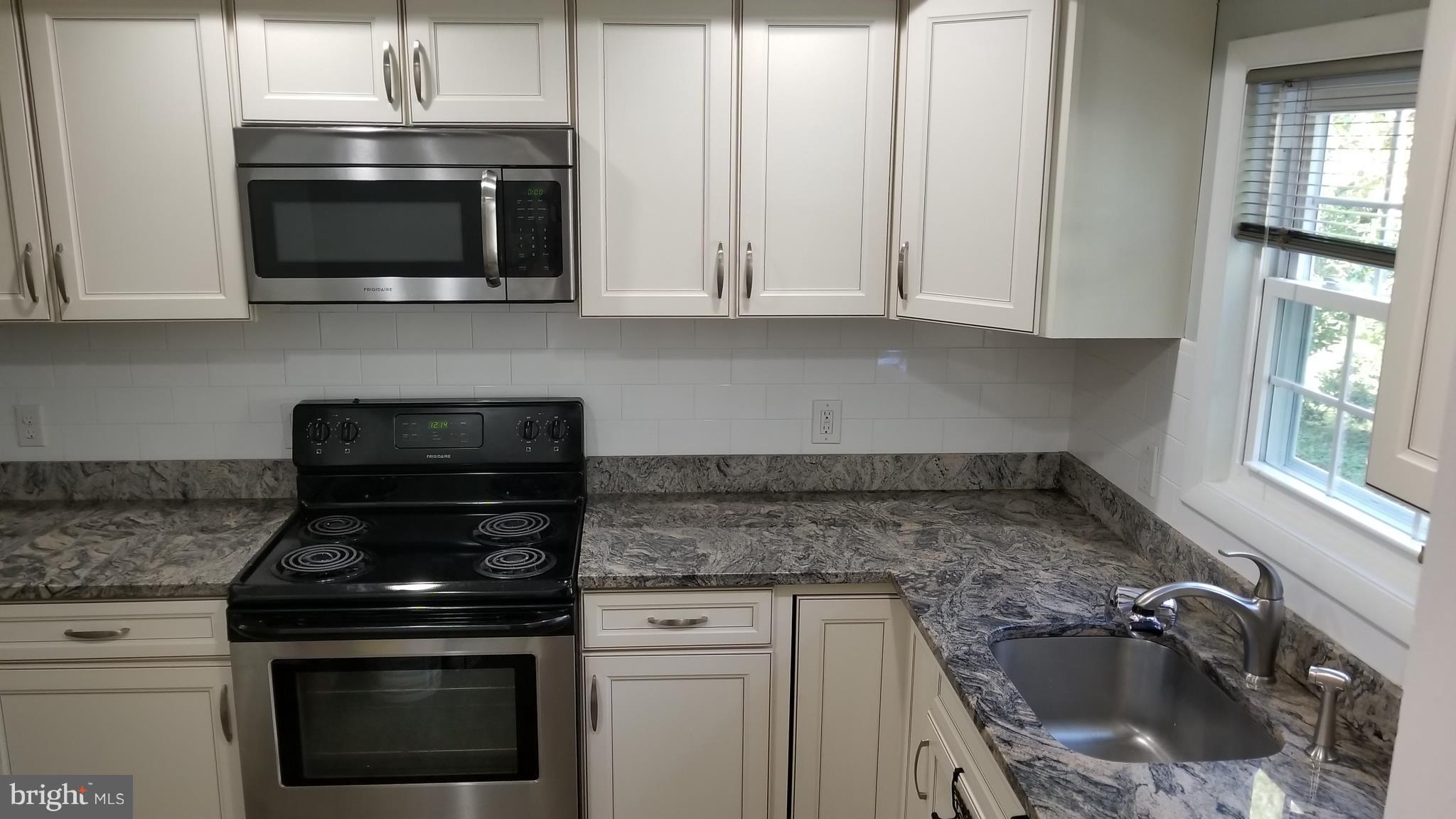 38 Ridge Road, Unit L Greenbelt, MD 20770 - Photo 5 of 20 Kitchen