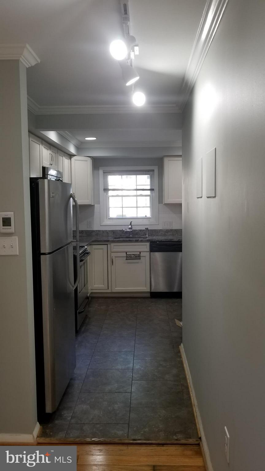 38 Ridge Road, Unit L Greenbelt, MD 20770 - Photo 6 of 20 Kitchen