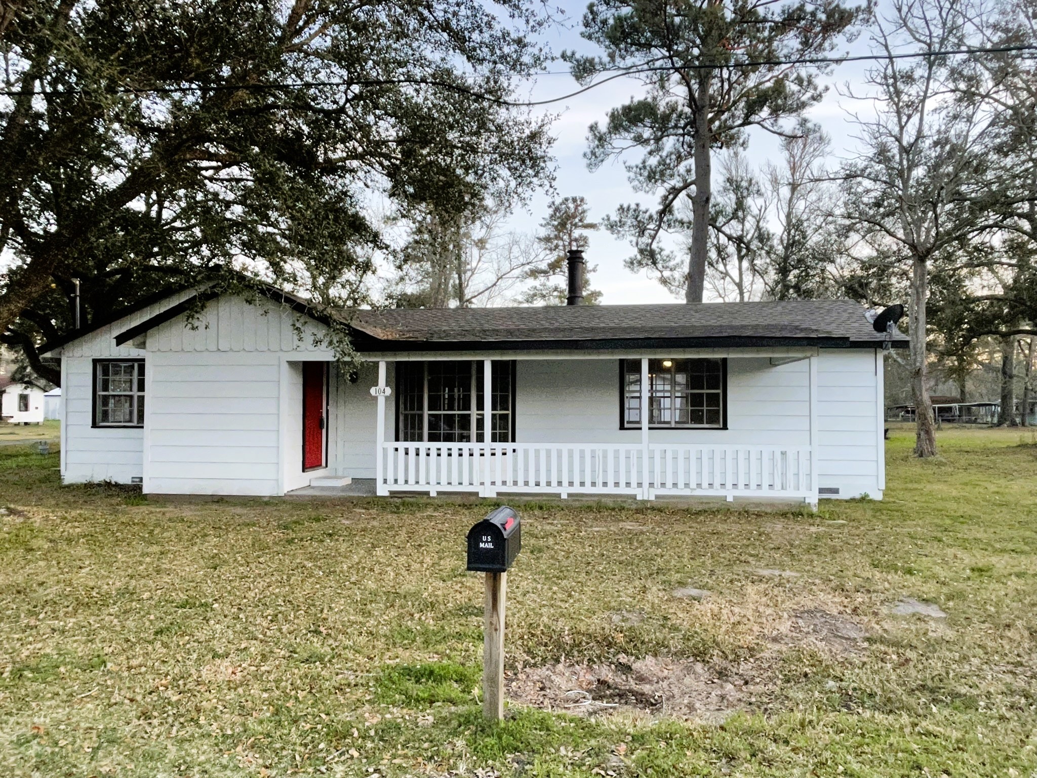 104 County Road 2401 Hull, TX 77564 - Photo 2 of 43 Exterior front