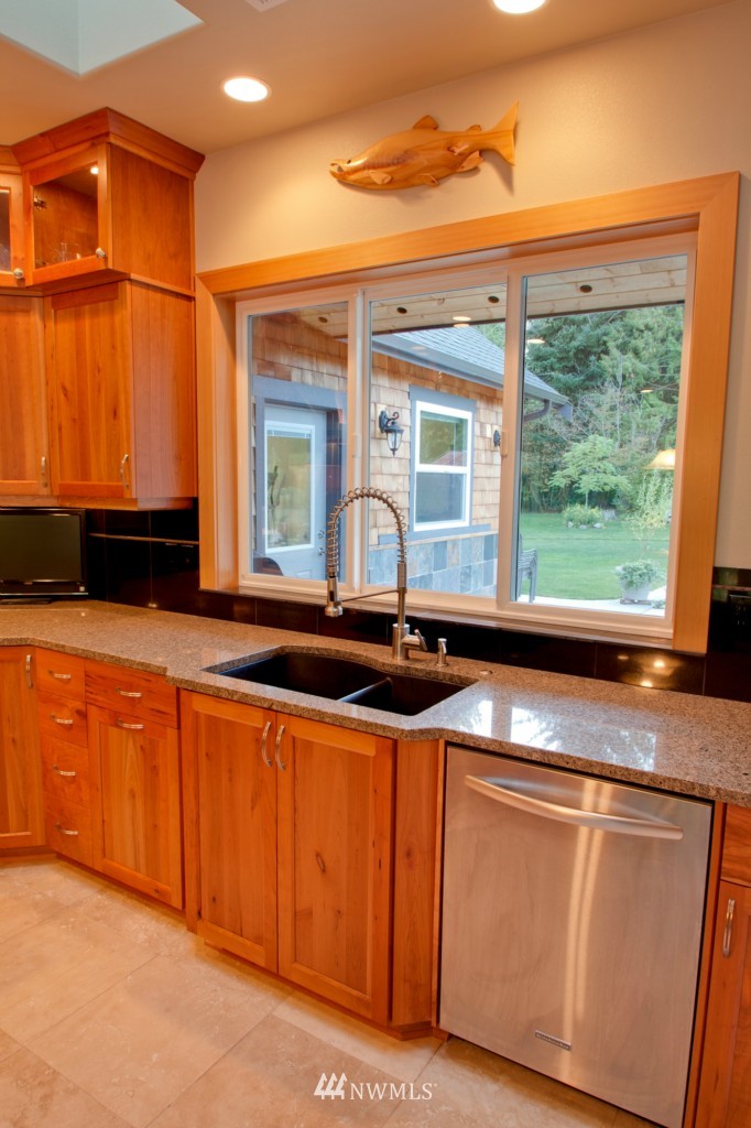 5792-5796 Ershig Road Bow, WA 98232 - Photo 8 of 25 Gallery Image 8