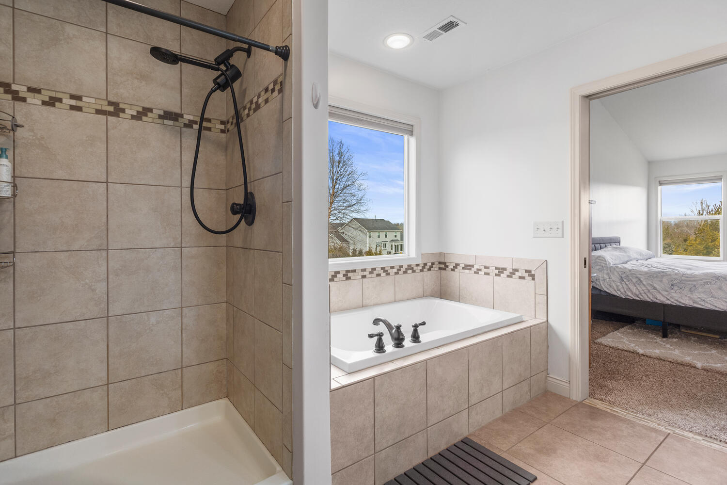 1208 East White Oak Road Mahomet, IL 61853 - Photo 24 of 43