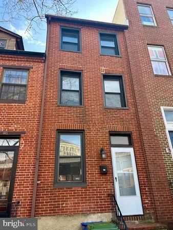 $1,675 | 923 McHenry Street, Baltimore, MD 21223
