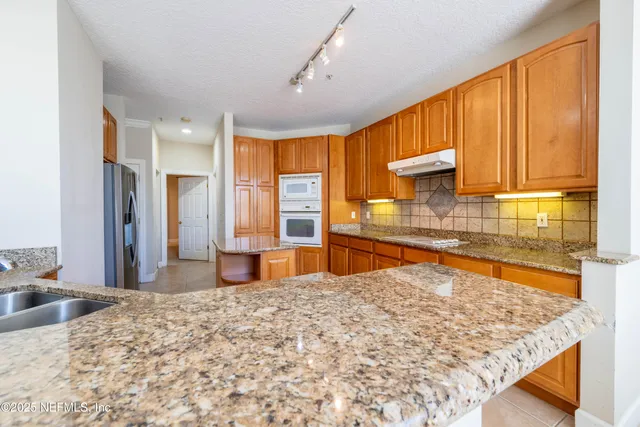 $515,000 | 215 South Ocean Grande Drive, Unit PH3, Ponte Vedra Beach, FL 32082