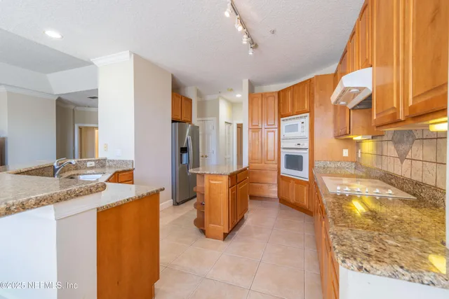 $515,000 | 215 South Ocean Grande Drive, Unit PH3, Ponte Vedra Beach, FL 32082