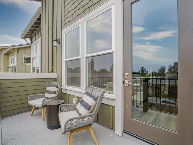 $1,499,000 | 111 Aptos Vlg Way, Unit 2, Aptos, CA 95003