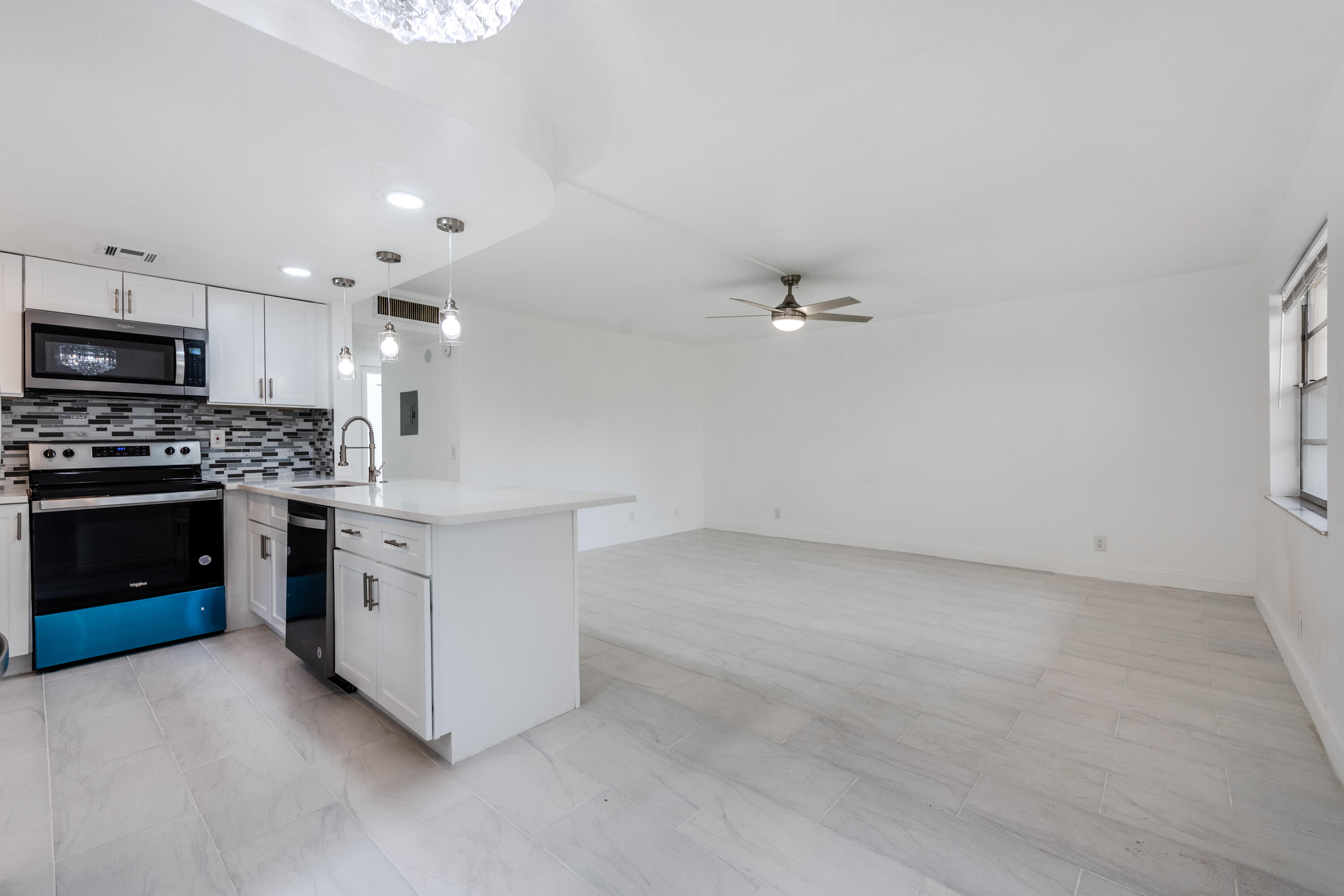 108 Normandy Lane, Unit C Delray Beach, FL 33484 - Photo 7 of 22 108 Normandy Ln, C-15