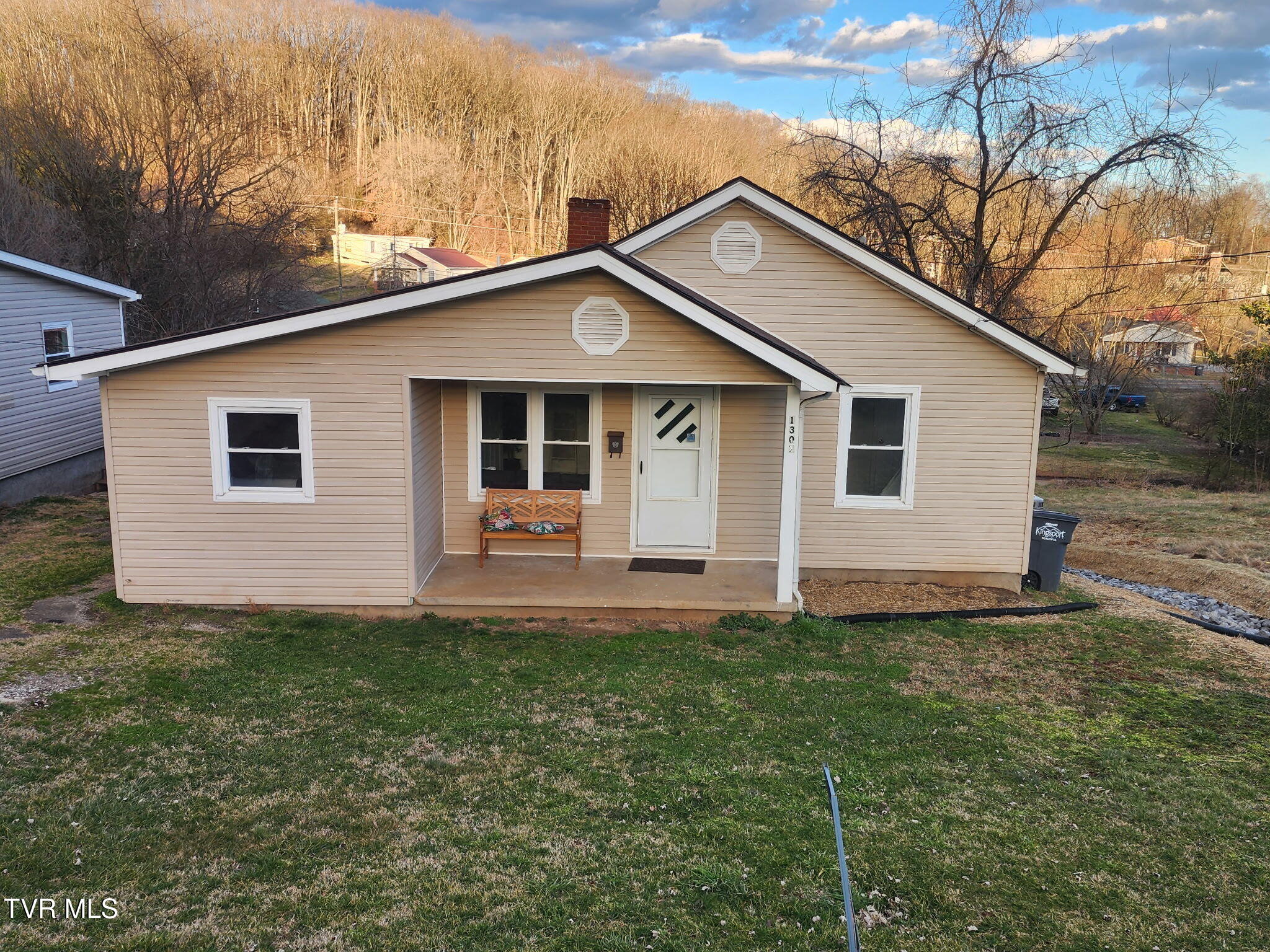 1307 Riverside Avenue Kingsport, TN 37660 - Photo 1 of 34 598554745222005873