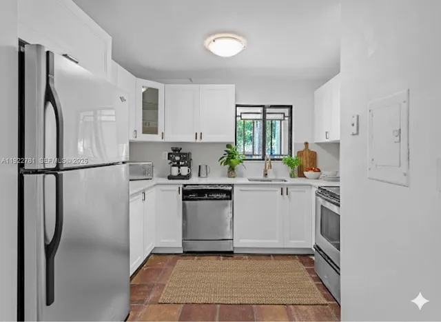 $2,700 | 3001 Southwest 1st Avenue, Unit 102, Miami, FL 33129