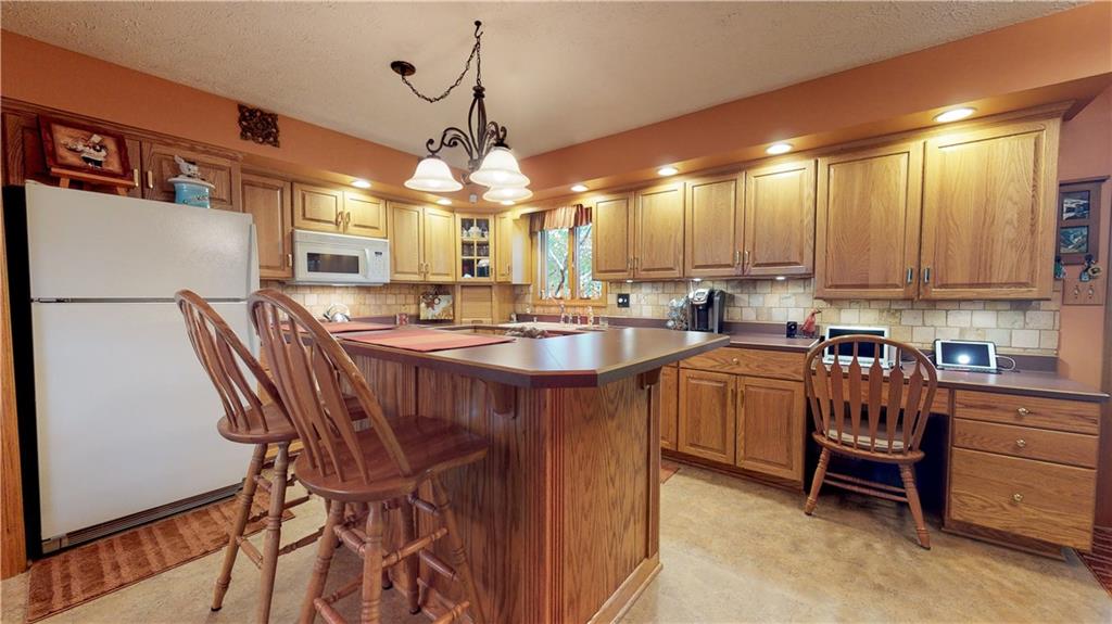 2412 Fisher Road Indianapolis, IN 46239 - Photo 11 of 42 Gallery Image 11