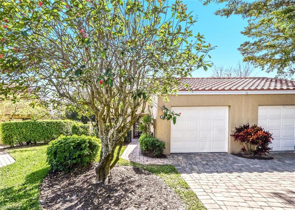 869 Reef Point Circle, Unit 26 Naples, FL 34108 - Photo 1 of 29 Exterior