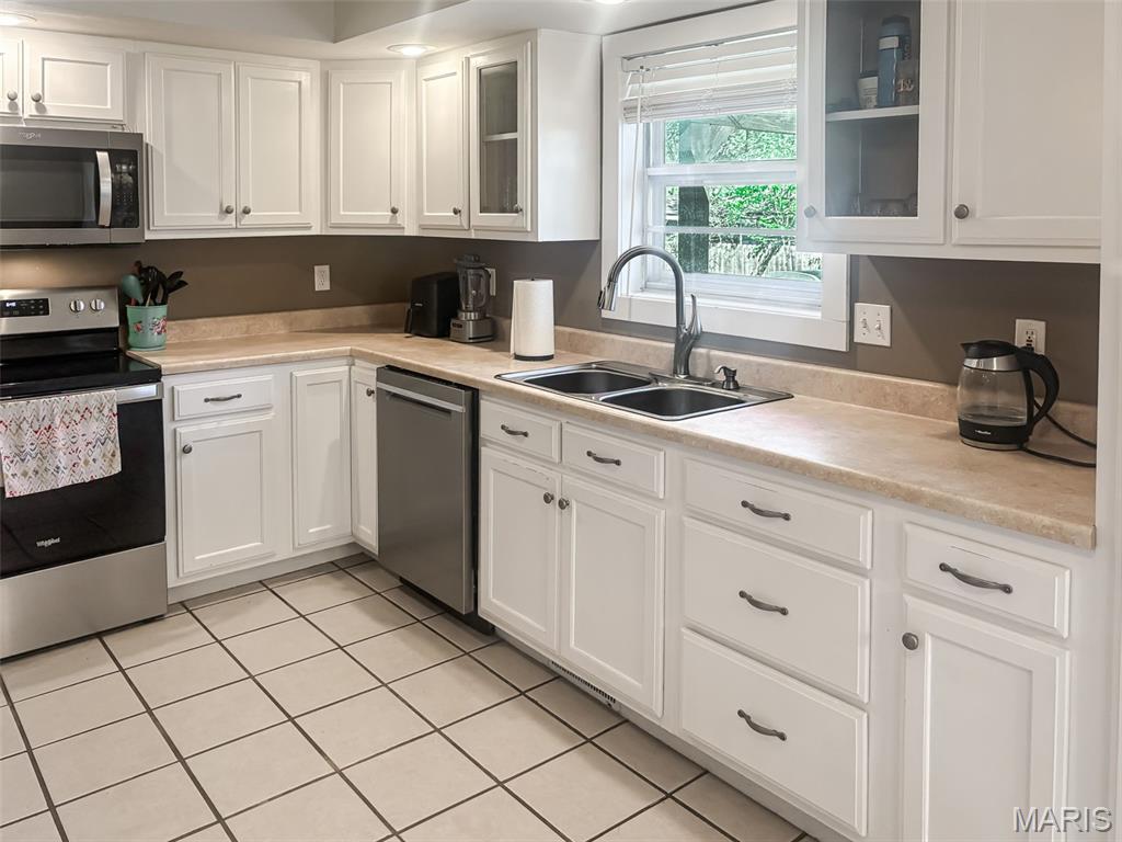 1043 East Edgewood Street Springfield, MO 65807 - Photo 12 of 48