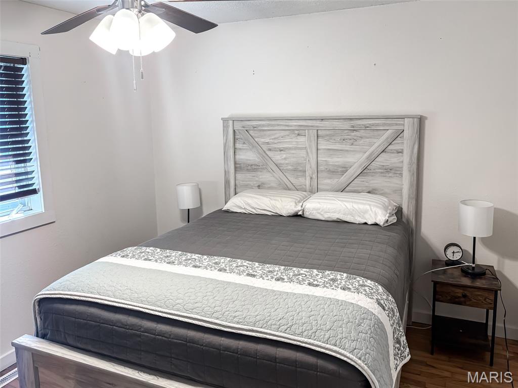 1043 East Edgewood Street Springfield, MO 65807 - Photo 23 of 48