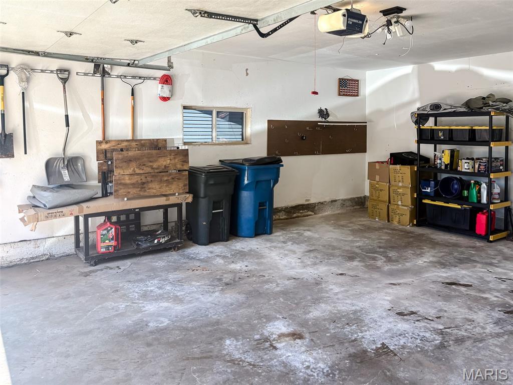 1043 East Edgewood Street Springfield, MO 65807 - Photo 39 of 48