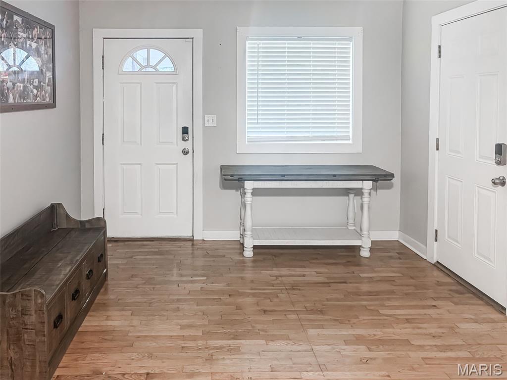 1043 East Edgewood Street Springfield, MO 65807 - Photo 4 of 48