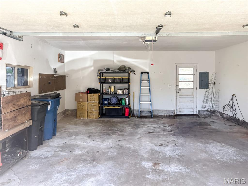 1043 East Edgewood Street Springfield, MO 65807 - Photo 41 of 48