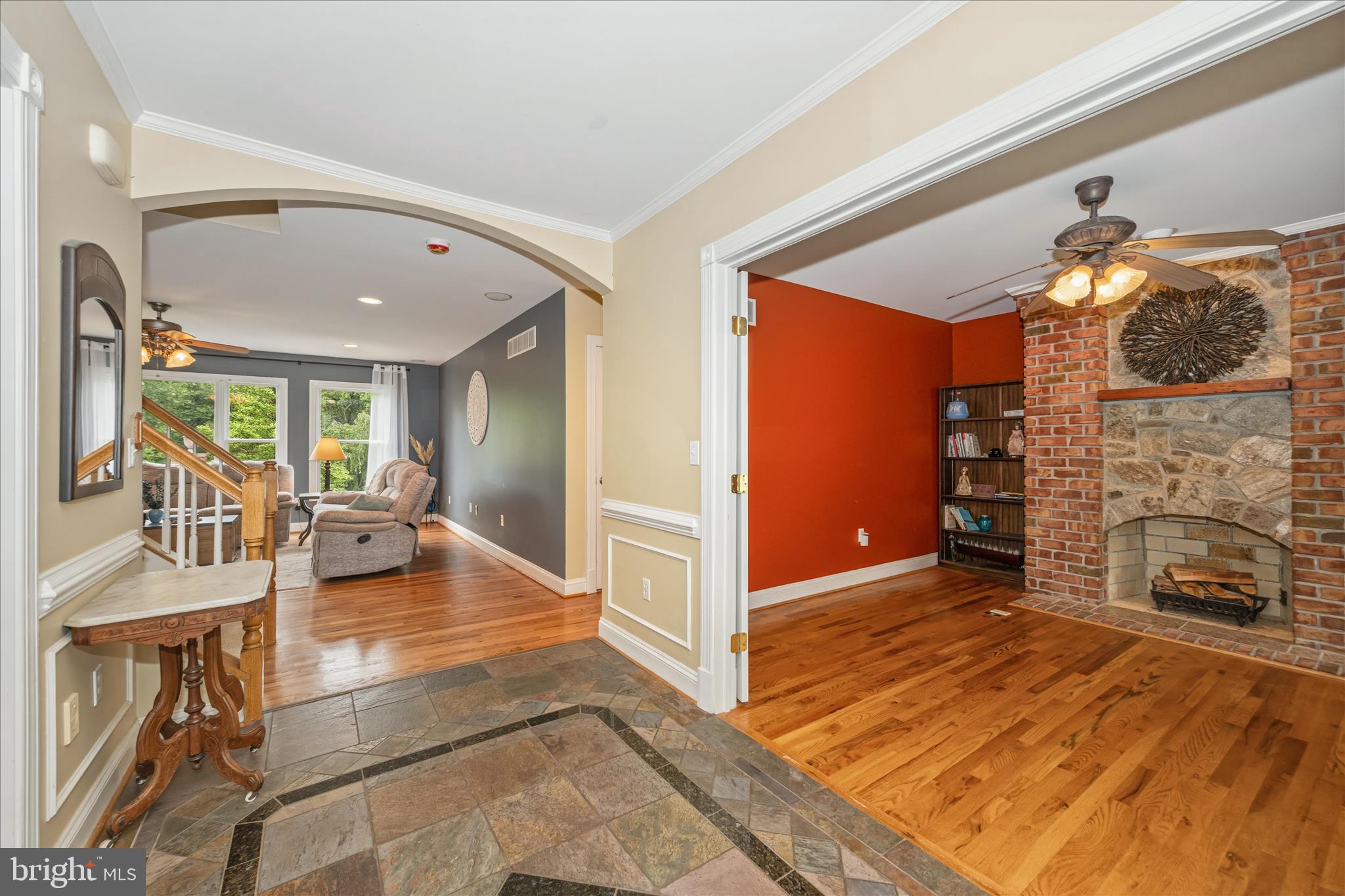 18400 New Cut Road Mount Airy, MD 21771 - Photo 6 of 86 Foyer