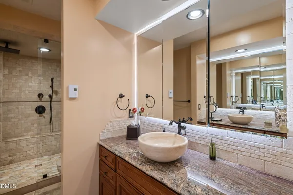 $2,000,000 | 115 Dan Circle, Clarksville, VA 23927
