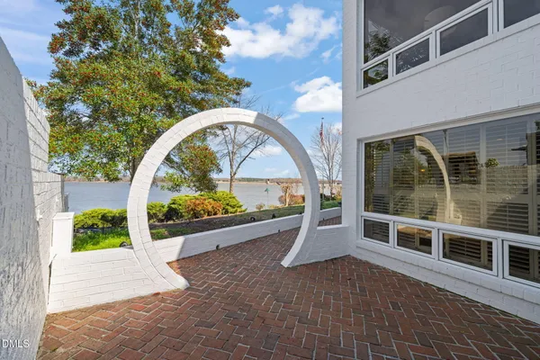 $2,000,000 | 115 Dan Circle, Clarksville, VA 23927