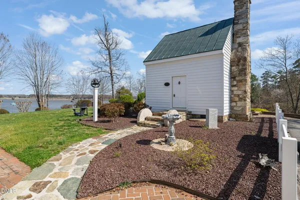 $2,000,000 | 115 Dan Circle, Clarksville, VA 23927