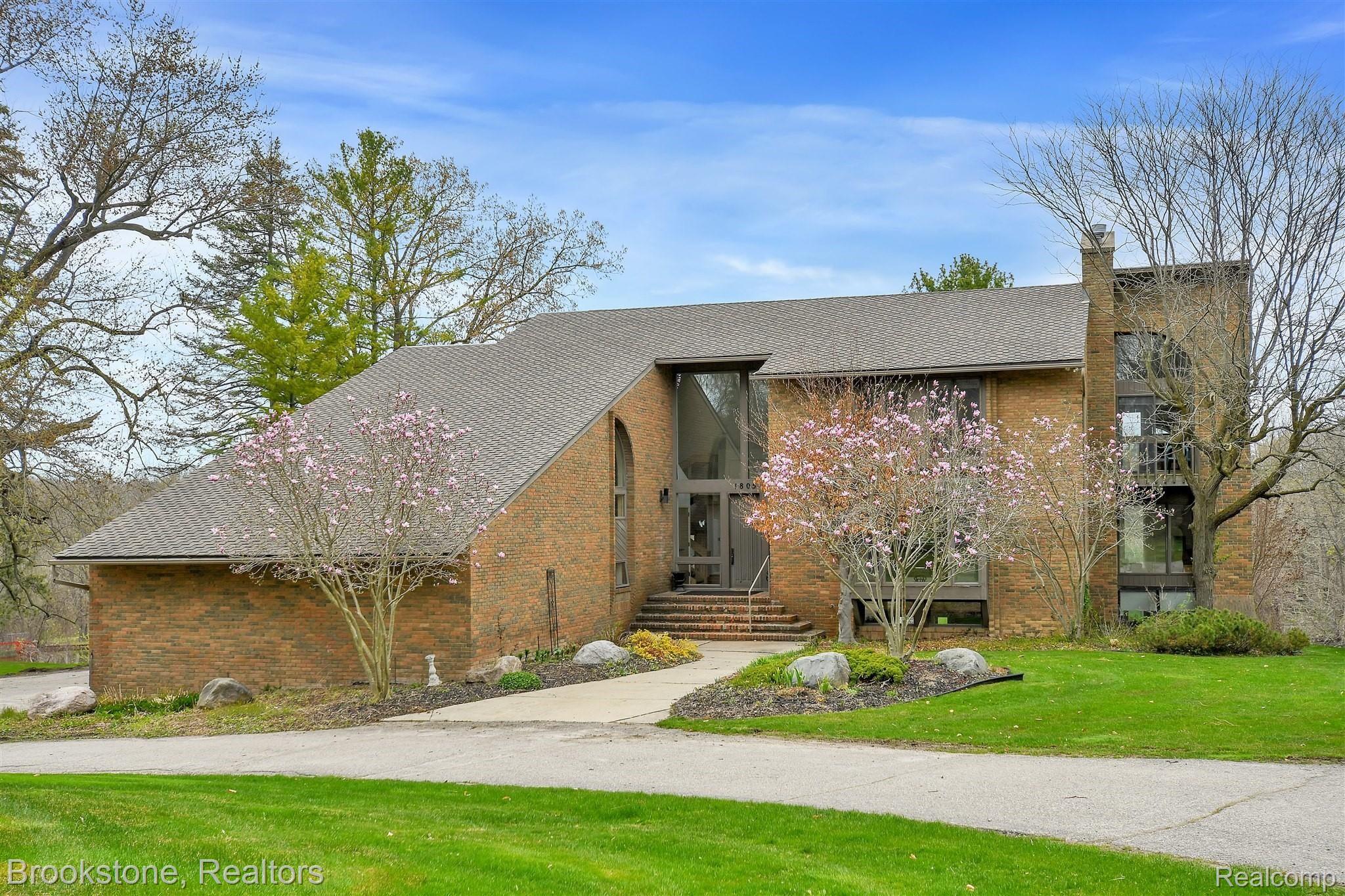 1805 Washington Road Rochester, MI 48306 - Photo 61 of 61 DSC_2527.jpg