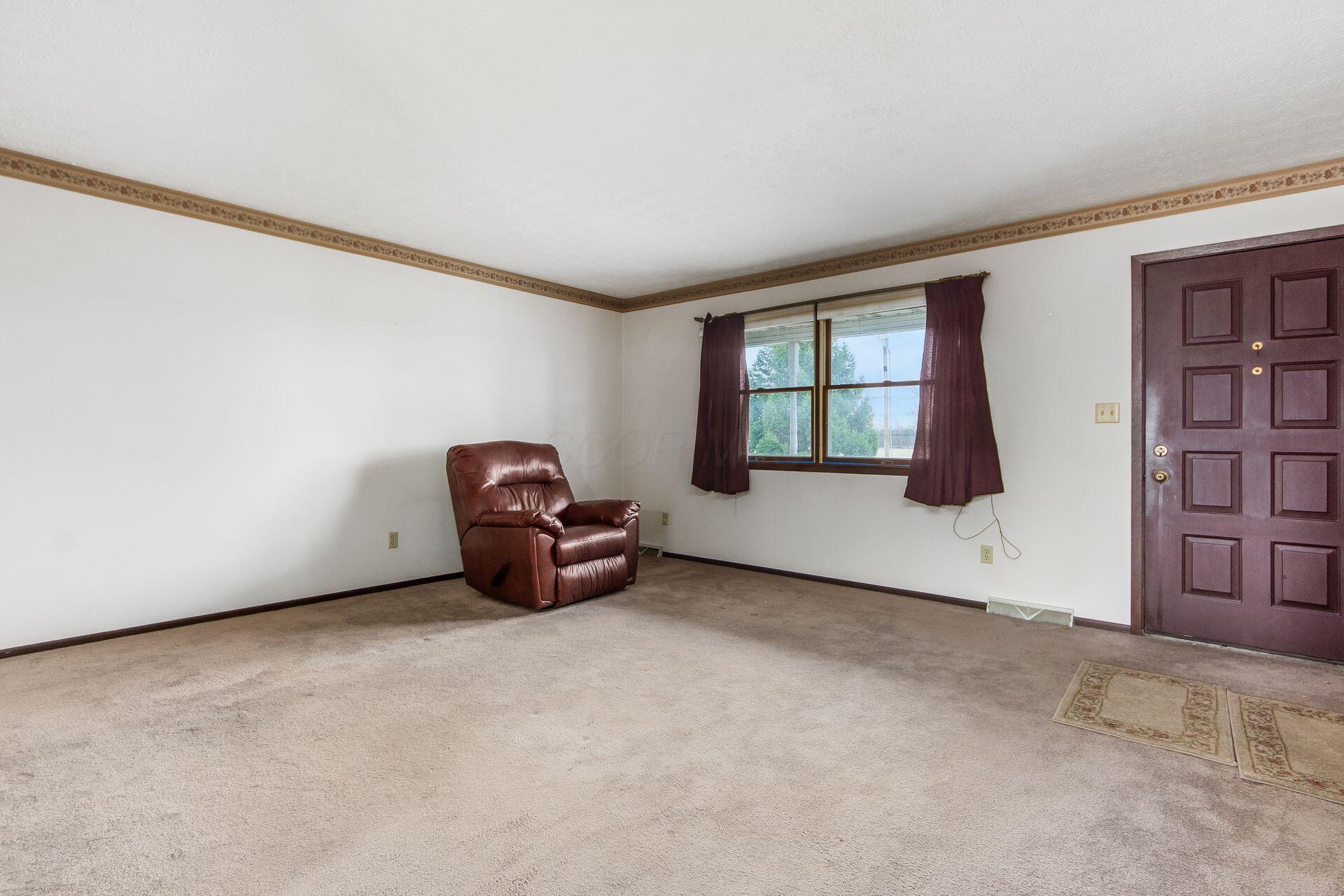 270 West Orange Road Delaware, OH 43015 - Photo 3 of 34 007_d80246b_M 270 W Orange002
