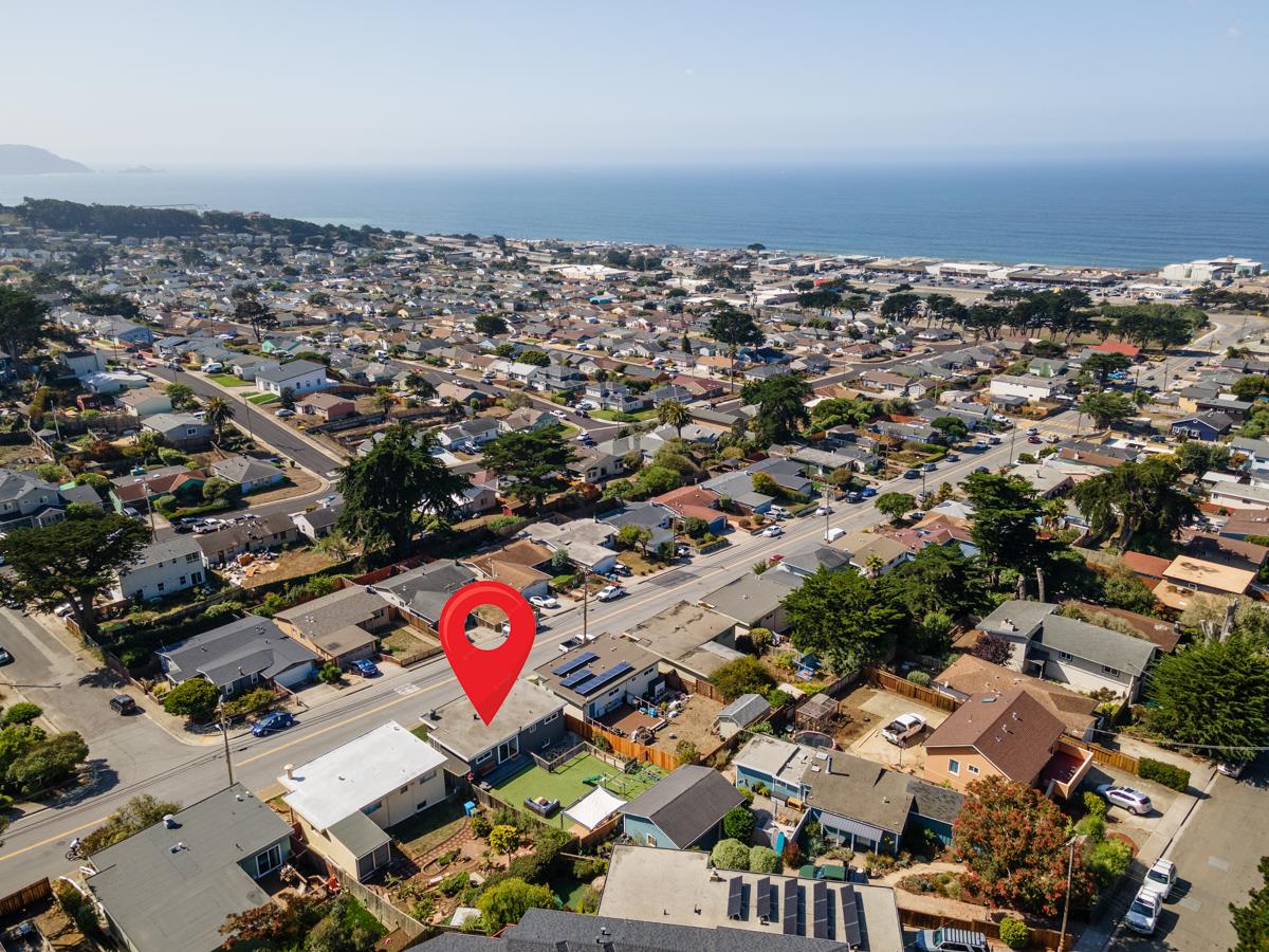 383 Monterey Road Pacifica, CA 94044 - Photo 31 of 33 an aerial view of multiple house
