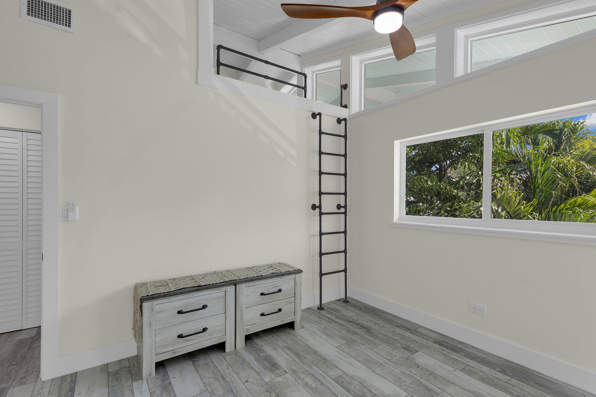 147 Sioux Street Tavernier, FL 33070 - Photo 21 of 41 wooden floor in an empty room