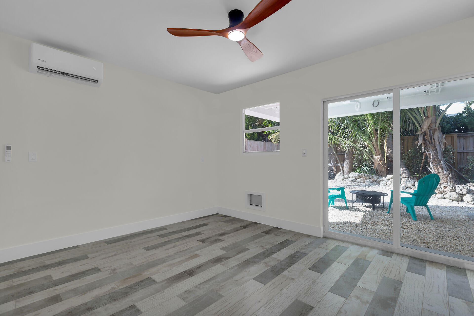 147 Sioux Street Tavernier, FL 33070 - Photo 37 of 41 an empty room with window and outdoor view