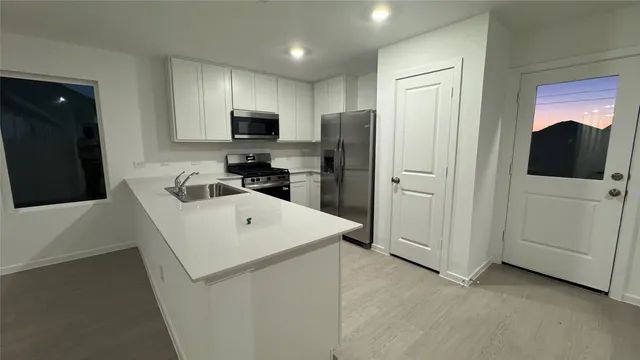 $2,000 | 9343 Speckled Trout Drive, Baytown, TX 77521