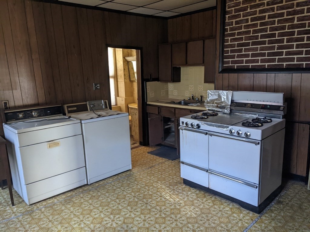 132 Marginal Street Boston, MA 02128 - Photo 5 of 17