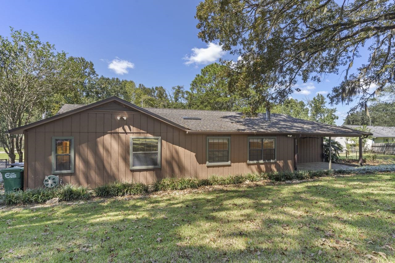 4325 Sherborne Road Tallahassee, FL 32303 - Photo 4 of 35
