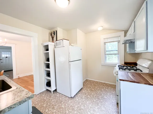 $2,400 | 30 Bonsilene Street, Milford, CT 06460