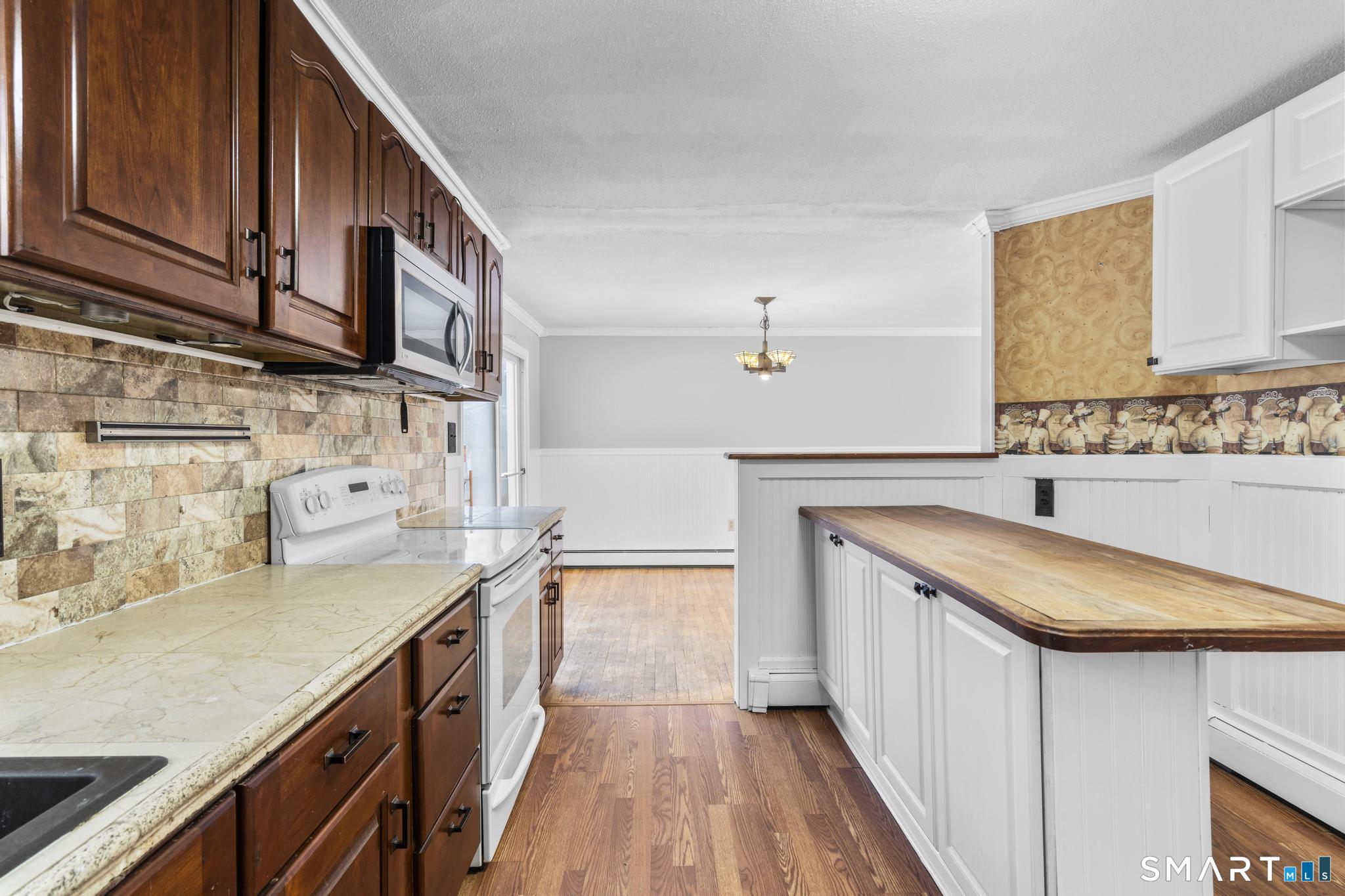 7 Partridge Hollow Road Ledyard, CT 06335 - Photo 14 of 38