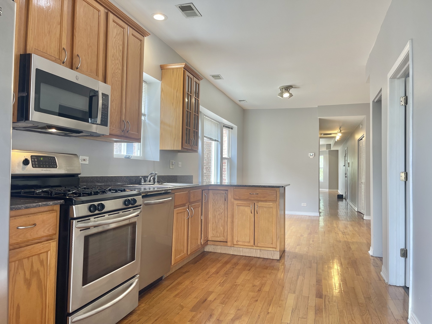 4451 South Indiana Avenue, Unit 2S Chicago, IL 60653 - Photo 2 of 22