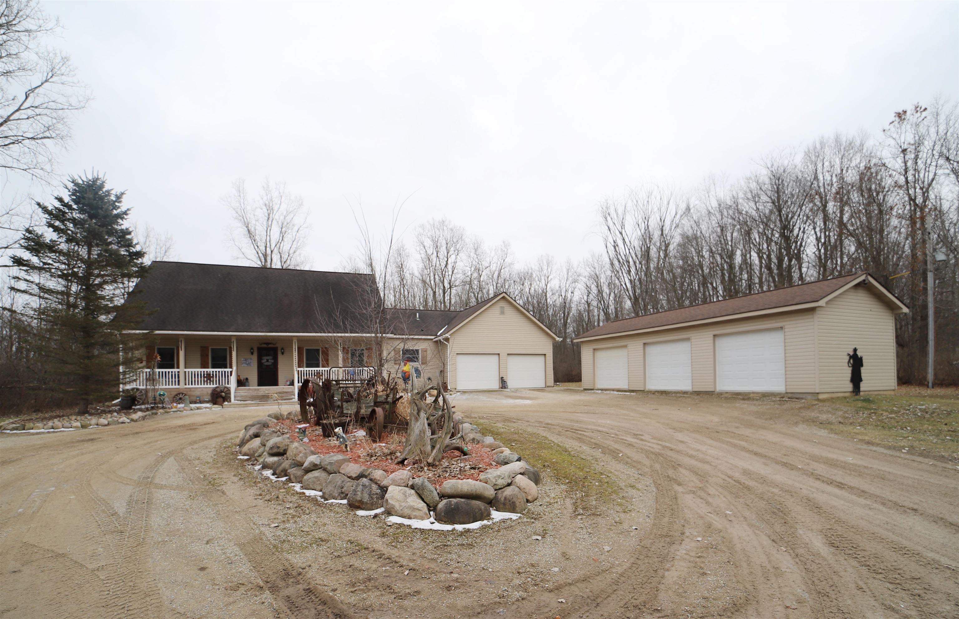 2315 West Reid Road Grand Blanc, MI 48439 - Photo 26 of 60 Gallery Image 26