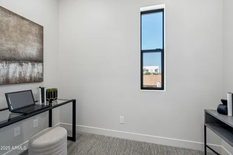 $779,000 | 377 East Windsor Avenue, Unit 6, Phoenix, AZ 85004