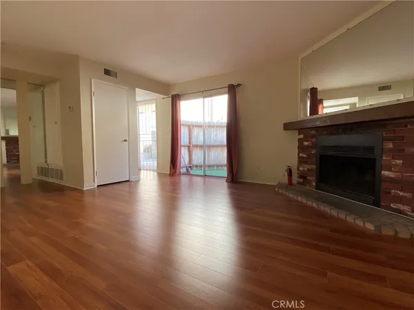 $515,999 | 1830 West 145th Street, Unit C, Gardena, CA 90249