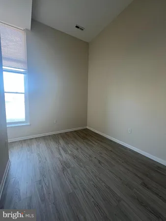 $1,250 | 317 North Avenue East, Unit 110, Baltimore, MD 21202