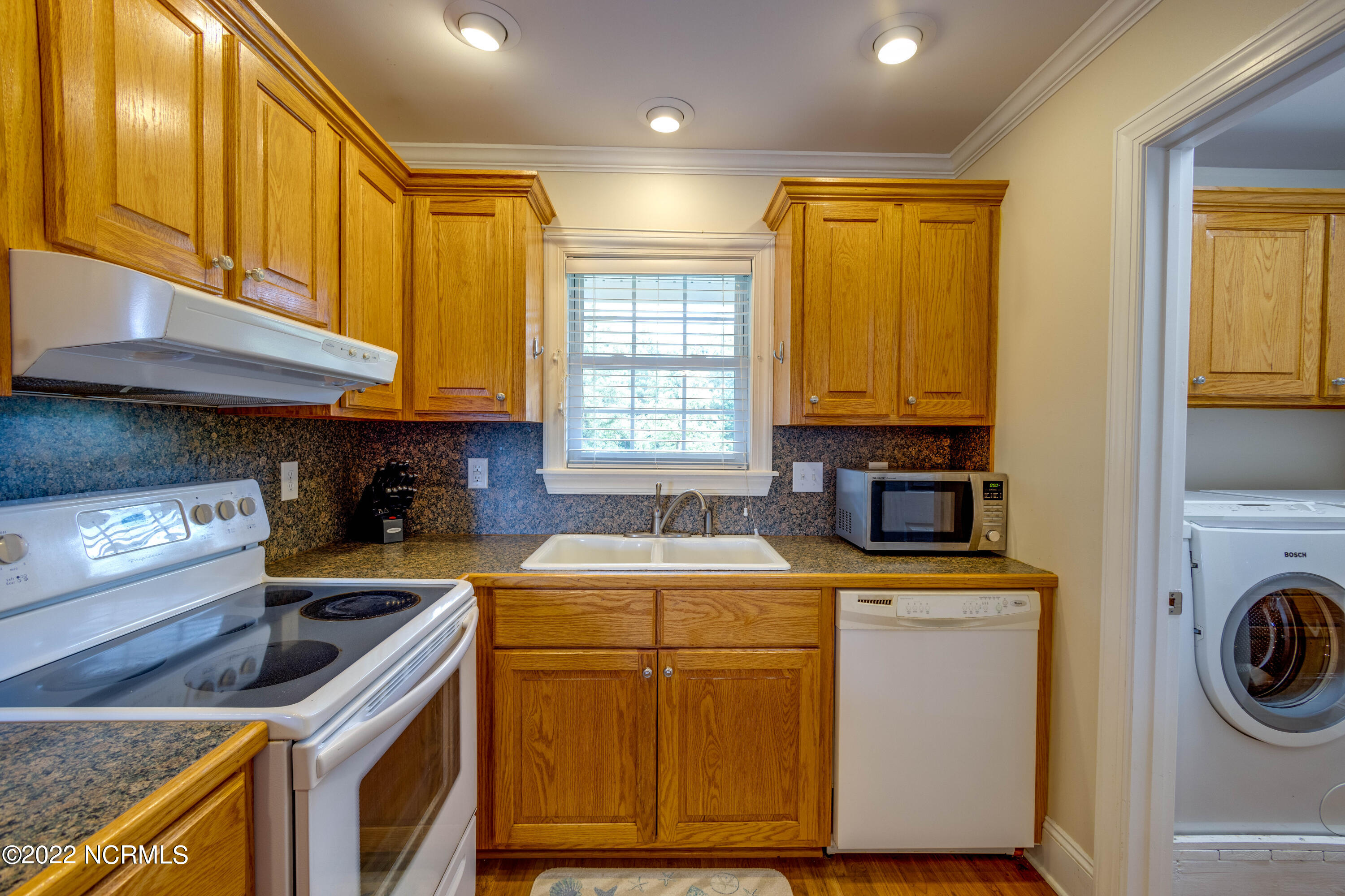 41320 Highway 264 Belhaven, NC 27810 - Photo 19 of 50 019 14230 US Hwy 264 E Close Up of kitch