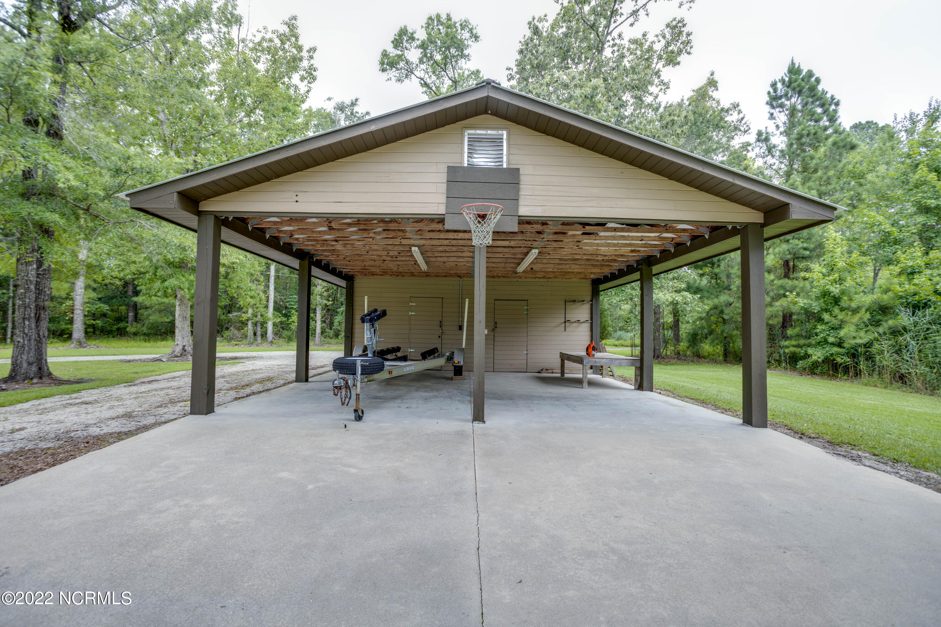 41320 Highway 264 Belhaven, NC 27810 - Photo 36 of 50 036 14320 US 264 Hwy Workshop Area