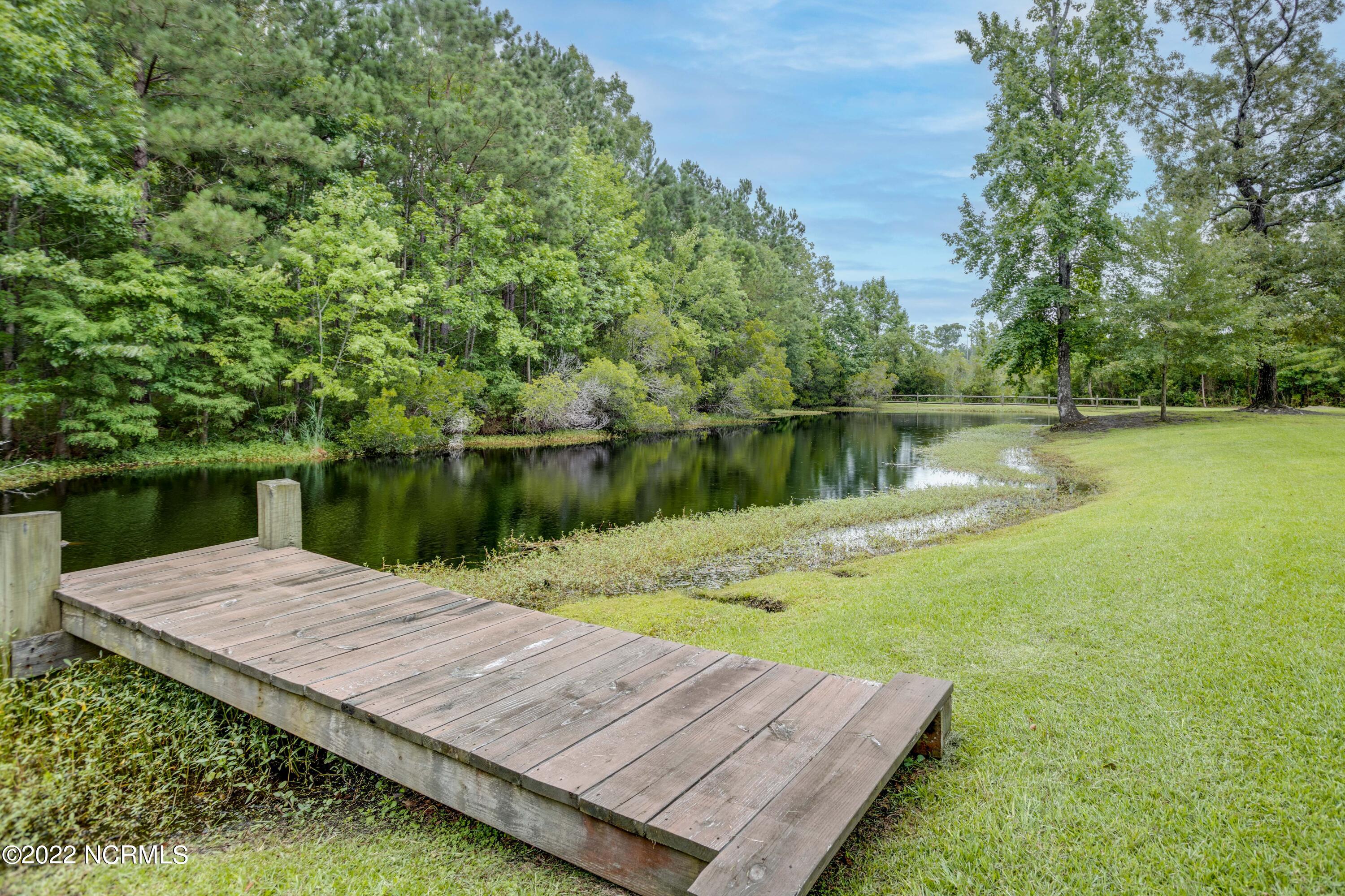 41320 Highway 264 Belhaven, NC 27810 - Photo 5 of 50 005