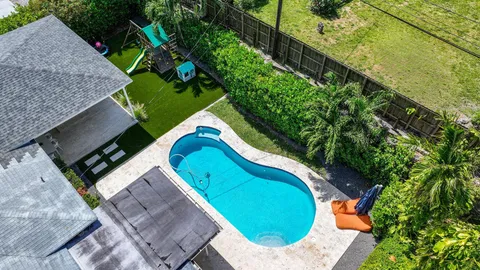 $2,075,000 | 5830 Southwest 51st Terrace, Miami, FL 33155